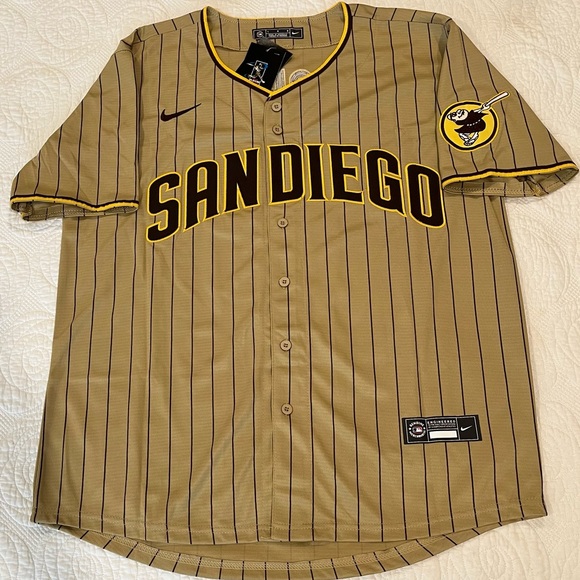 Padres Machado jersey - Picture 2 of 4